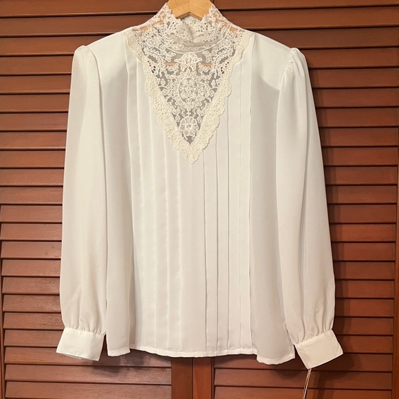 Worthington Deadstock Lace Blouse - Picture 1 of 7